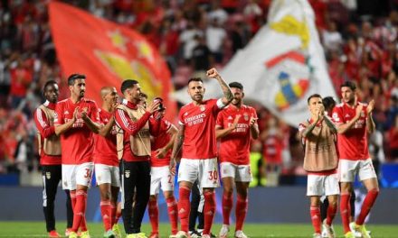 Benfica Compounds Barcelona Woes In 3-0 Defeat