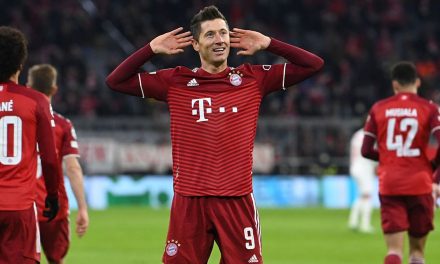 Lewandowski Scores Hattrick In 7-1 Annihilation Of Salzburg