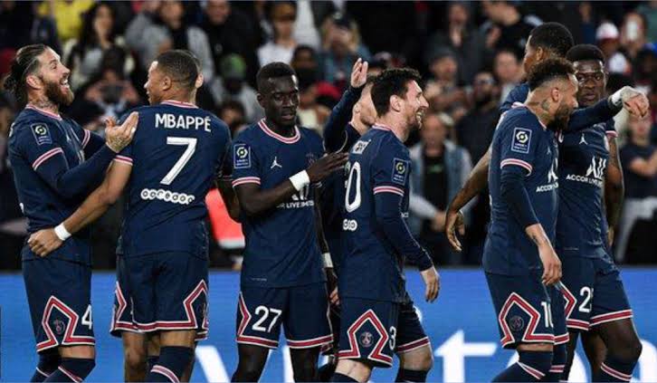 Messi Scores As PSG Lift French League