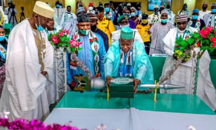 Ganduje Present N245 Billion Proposed 2023 Budget To Kano Assembly