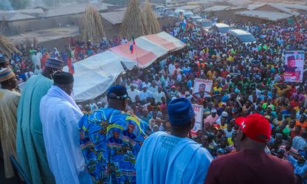 Governor Inuwa Leads APC Campaign Train To Hinterlands
