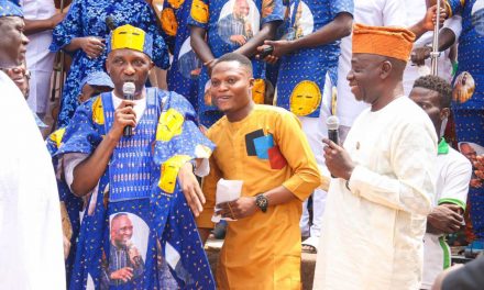 Primate Ayodele Gives Out Five Cars, Buses, Tricycles Others To Celebrate Birthday