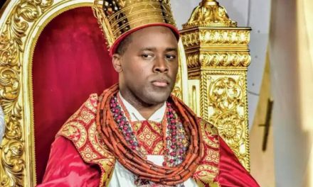 Olu Of Warri Strips Ayiri Emama As Ologbotsere, Set To Install Another