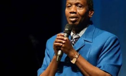 Pastor Adeboye Raise Nigerians Hope, Says Naira Will Bounce Back, Stronger Than Dollar