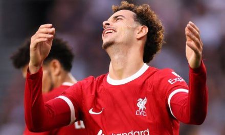 Coach Peseiro Woo Curtis Jones To Play For Super Eagles