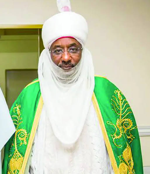 Governor Yusuf Shelves Outside Court Verdict, Present Appointment Letter To Sanusi As Emir Of Kano