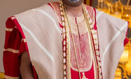 Aare Adetola EmmanuelKing Celebrates With Muslim Faithfuls, Harps On Peaceful Coexistence And Prayers For Growth