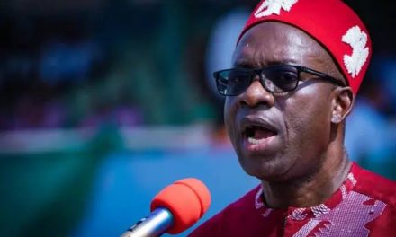 Governor Soludo Donates N39 Million To Wounded Soldiers In Anambra 