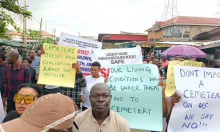 Protest Rocks Surulere, As Community Kicks Against Proposed Cemetery In Area, Raises Concerns Over Health Issues, Environmental Fears