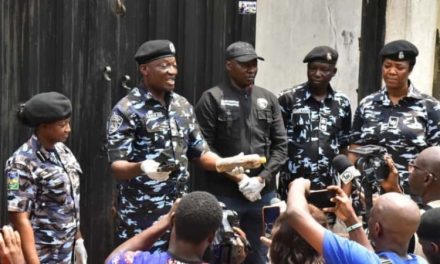 Lagos Police Nabs Notorious Interstate Armed Robbery, Car Snatching Gang