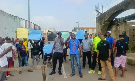Massive Protest In Ondo State Sports Complex Over Appointment Of Acting GM